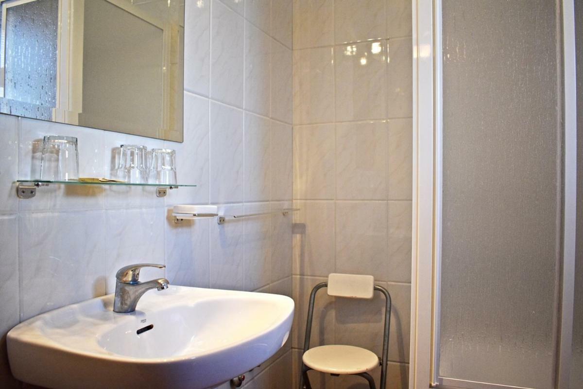 Hostal Sol Y Mar Nerja Ngoại thất bức ảnh